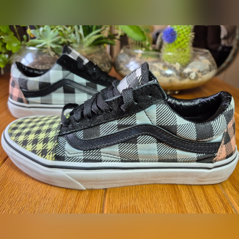 Vans Old Skool 'What The‎ Buffalo' Pastel Checkerboard Sneakers - Womens Size 8
